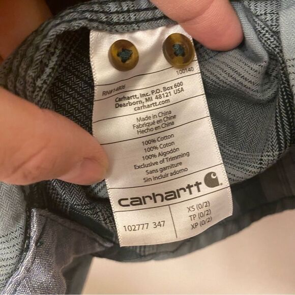 Carhartt Long sleeve button down gray plaid 100% cotton flannel shirt woman’s XS - Picture 7 of 10